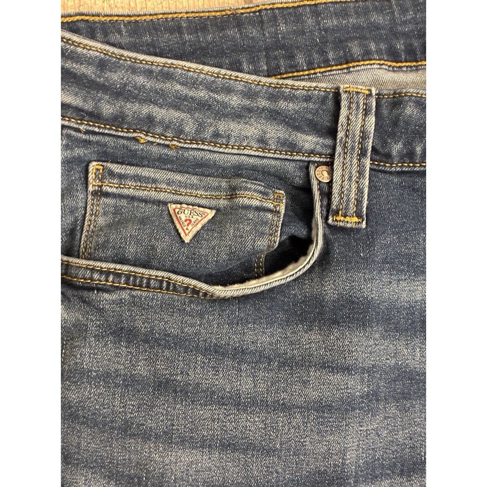 Guess Men's Desmond Tapered Straight Leg Denim Jeans 36x28 Medium Wash - Picture 2 of 9